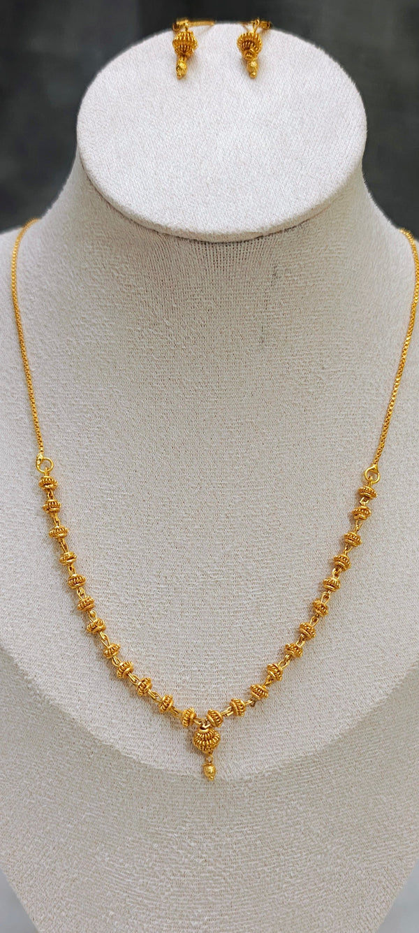 Dokia chain with earring