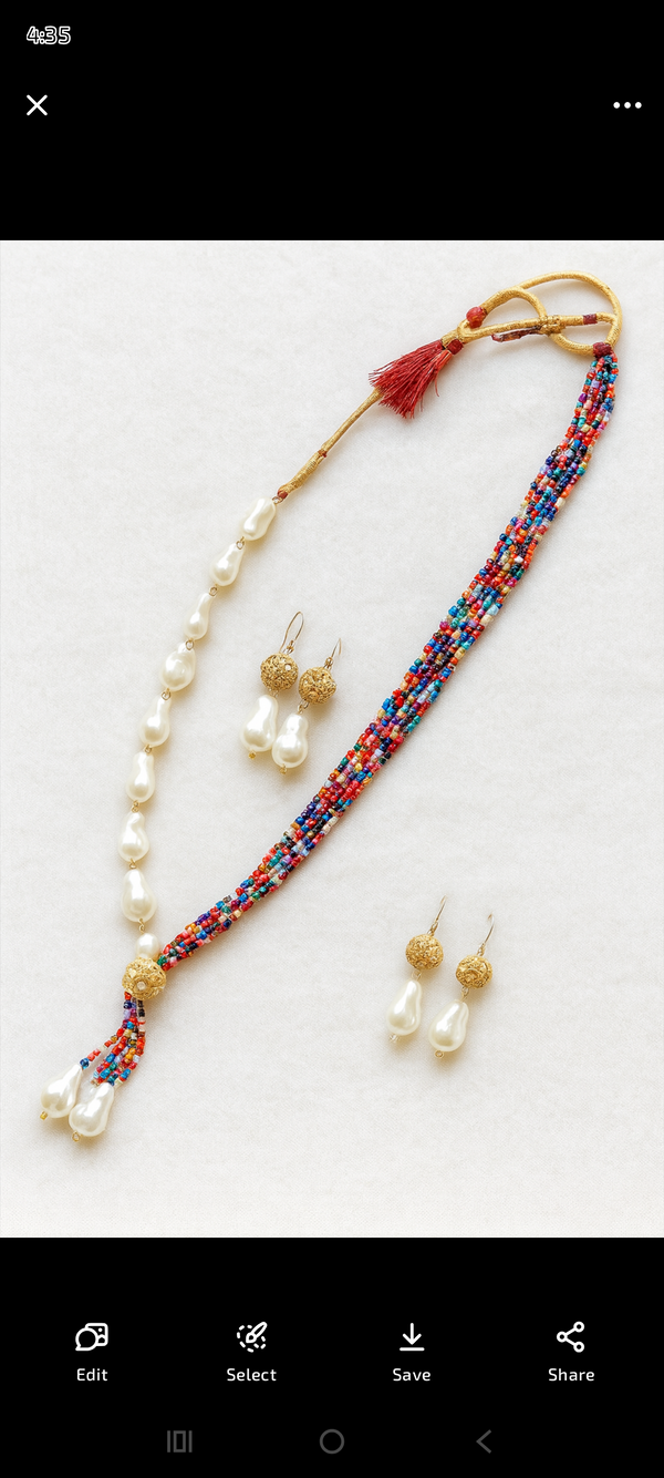 Pearl and beeds long neckpiece