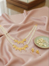 Pearl neckpiece