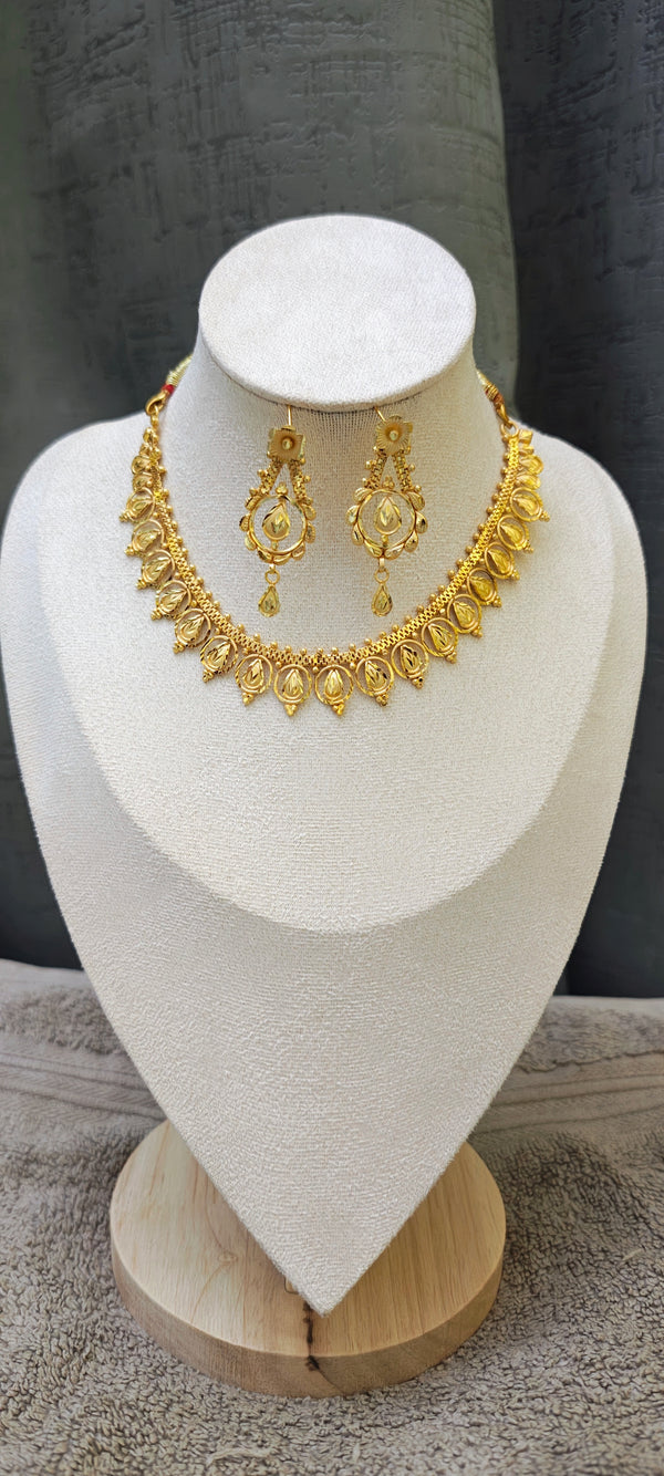 Slick Necklace, 24crt gold plated