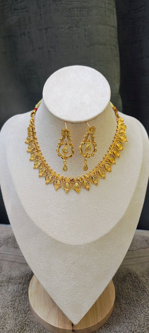 Slick Necklace, 24crt gold plated