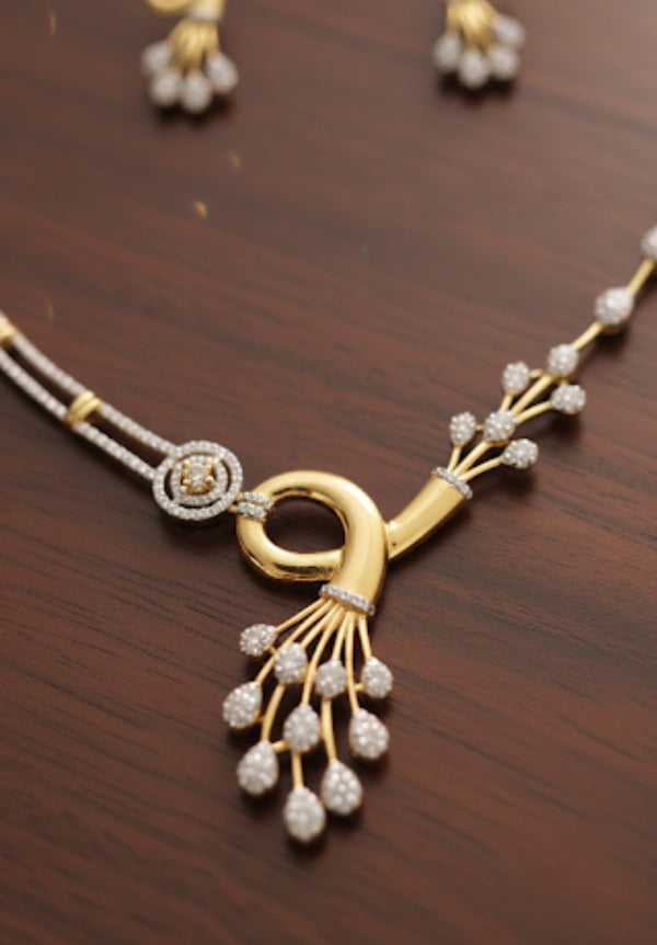 AD studded elegant neackpeice