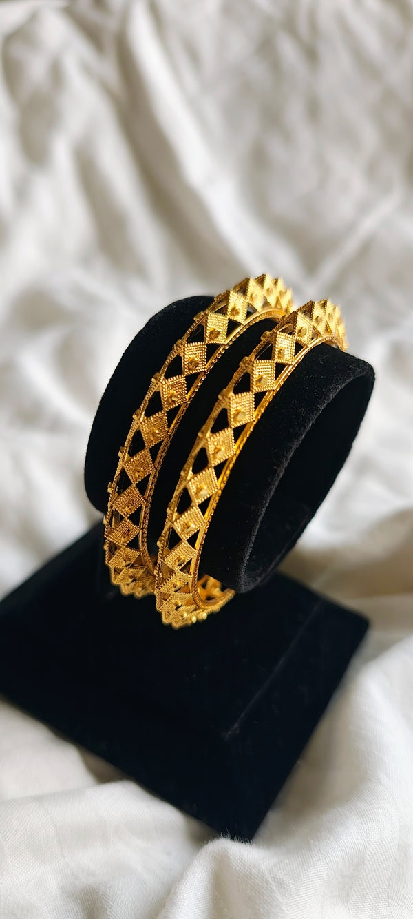 Kangan 24crt gold plated