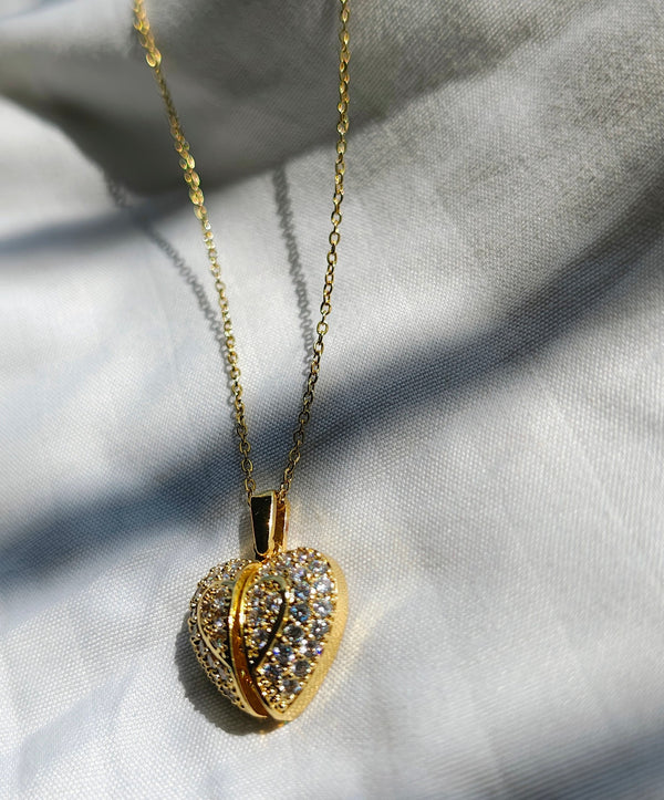 Daily ware anti ternish neckpiece