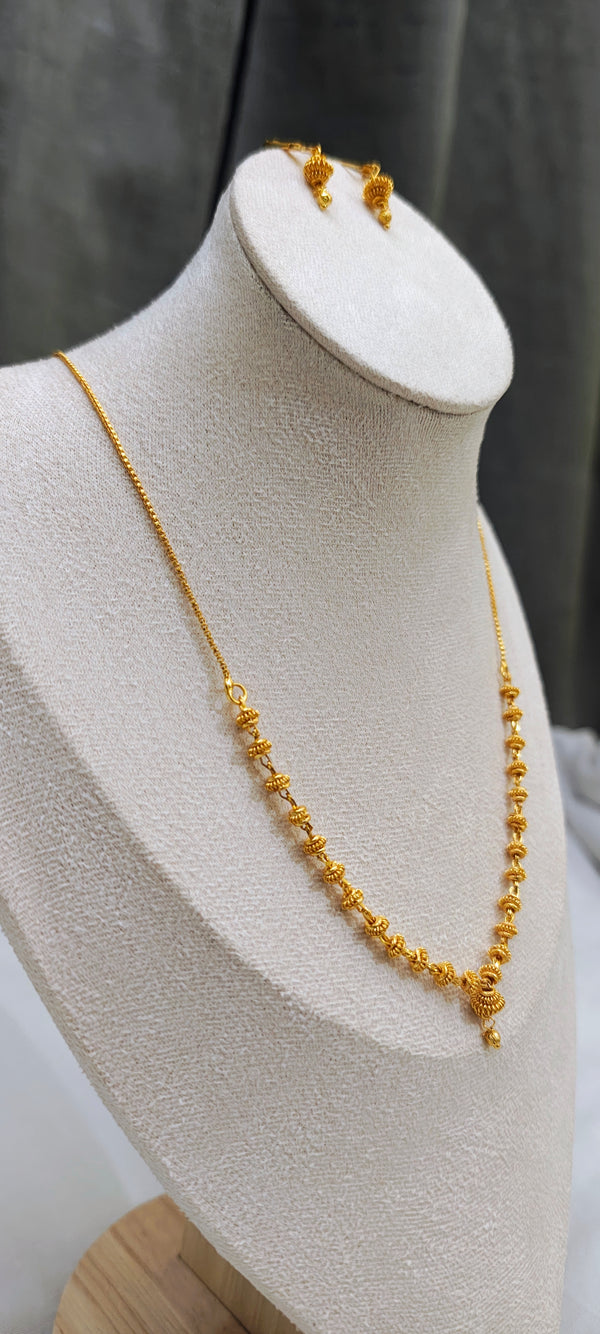 Dokia chain with earring