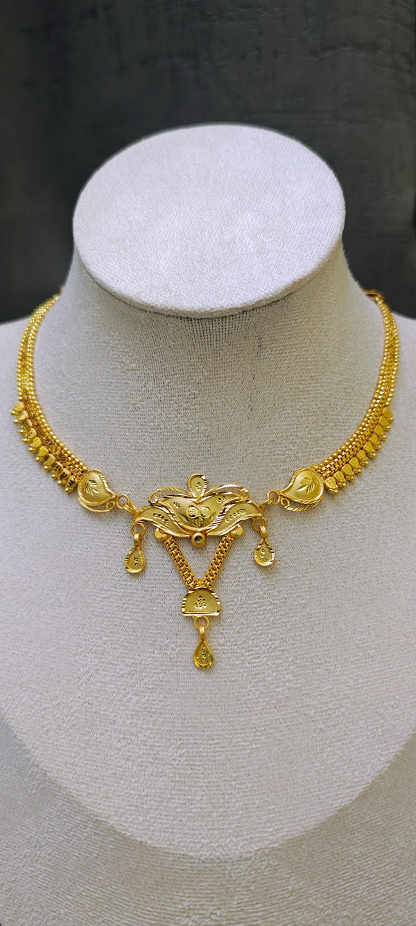 Slick Necklace, 24crt gold plated